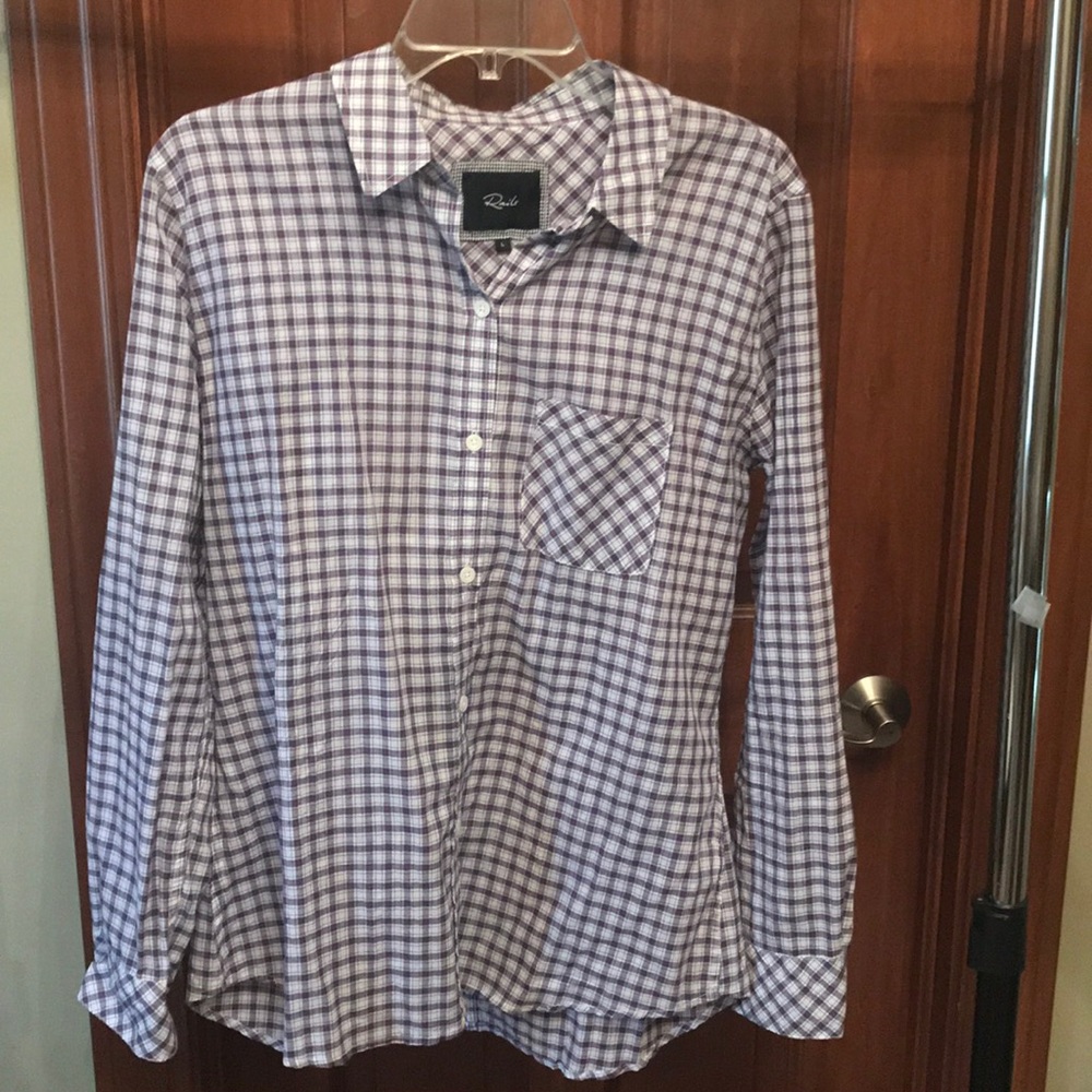 Soft & light plaid cotton button down